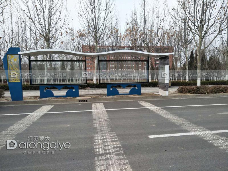 貴陽公交候車亭安裝實物圖