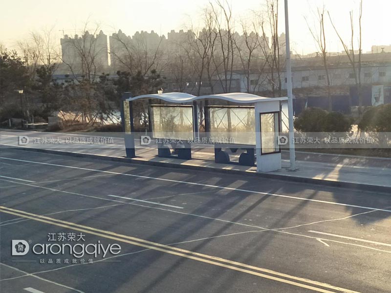 貴陽公交候車亭