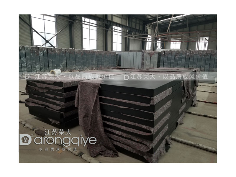 分類(lèi)垃圾箱