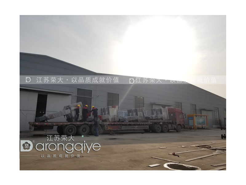 公交站牌 公交站牌