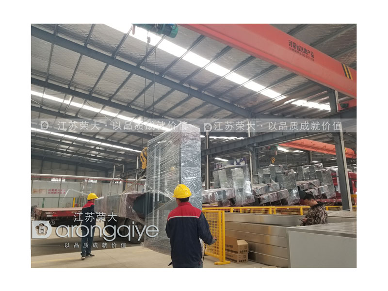 公交站牌 公交站牌