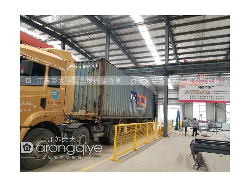 發往山東公交候車亭圖片