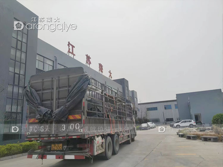 湖南公交候車(chē)亭第五批次發(fā)貨