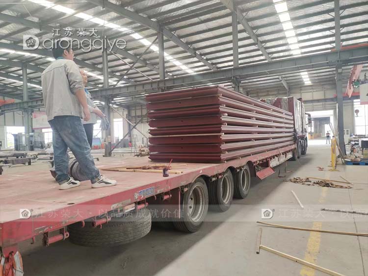 山東智能公交站臺發貨圖一 山東智能公交站臺發貨圖一