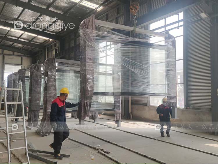 浙江智慧公交站臺第二批發貨案例圖一 浙江智慧公交站臺第二批發貨案例圖一